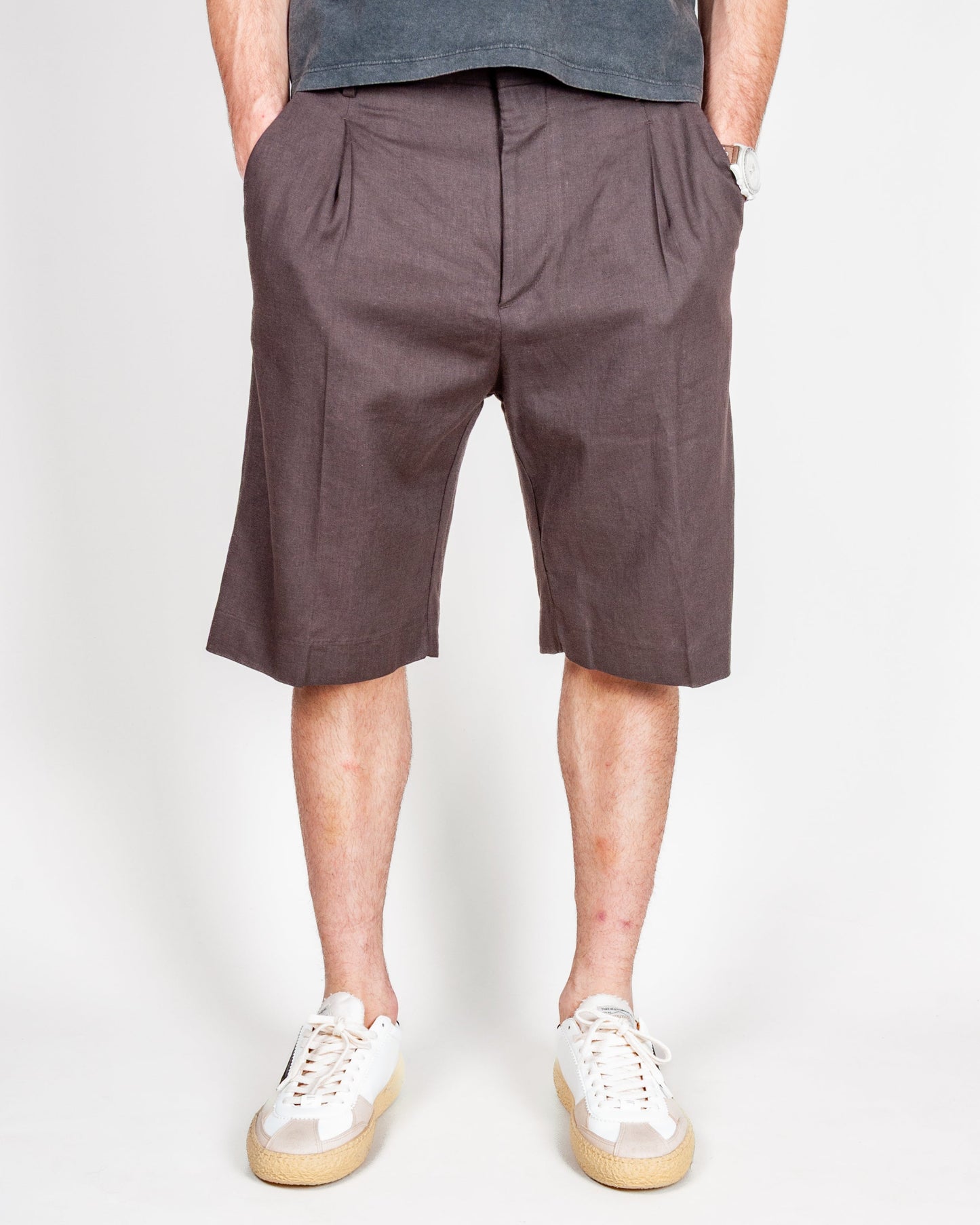 Bermuda con pince in misto lino I'm Brian Art. BE3705